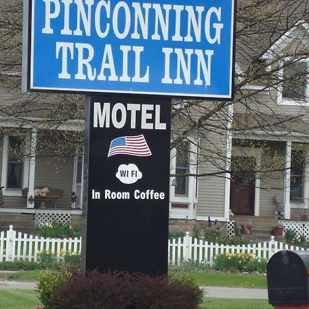Pinconning Trail Inn Motel 外观 照片
